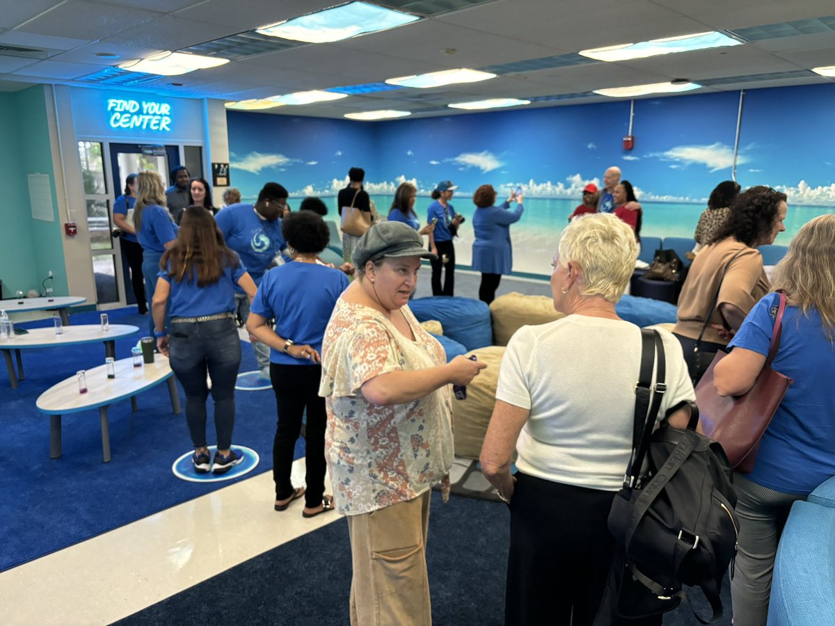 Merideth Weiss-Schnur tweet media