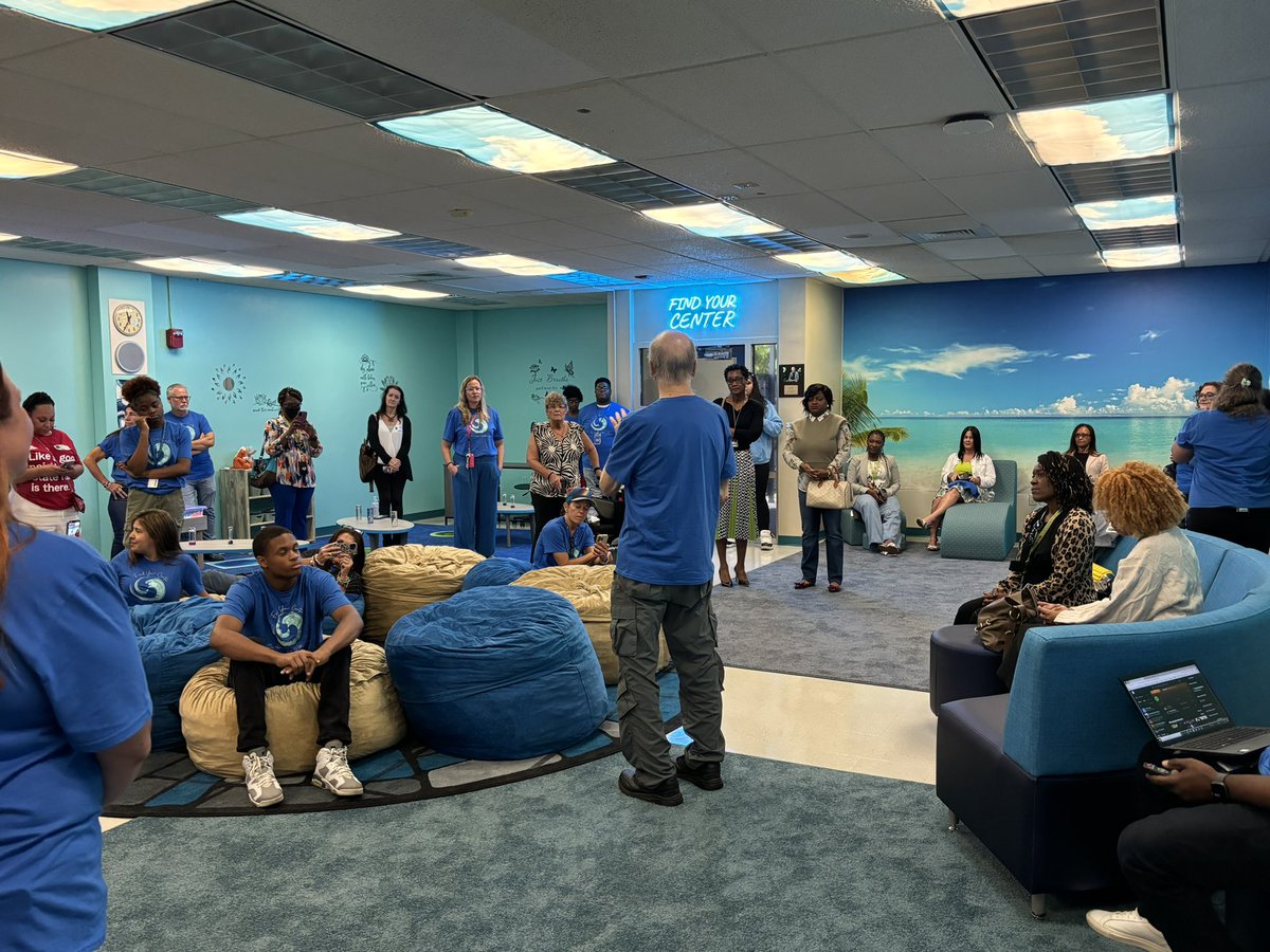 Merideth Weiss-Schnur tweet media