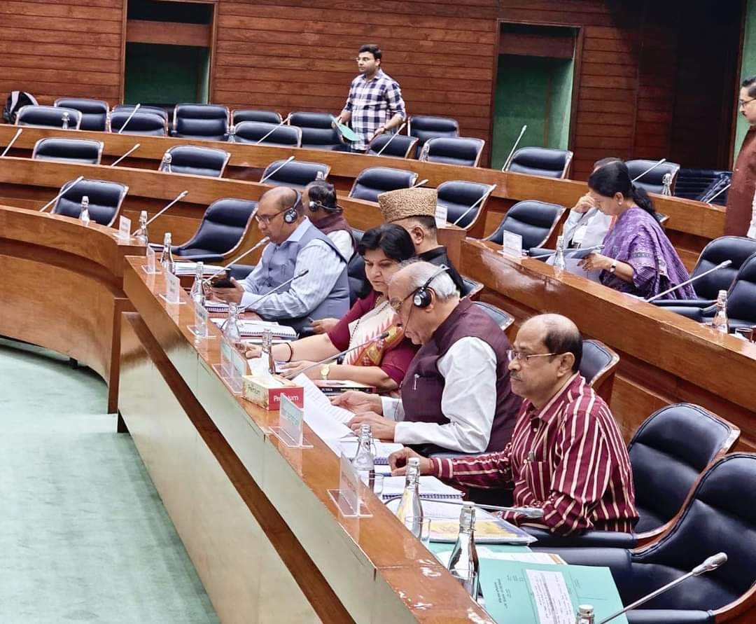 jagdambikapalmp's tweet photo. आज वक्फ (संशोधन) विधेयक, 2024 पर संयुक्त संसदीय समिति के साथ 
(i) अखिल भारतीय अधिवक्ता परिषद 
(ii) अन्वेषक के प्रतिनिधि��ों के साथ विस्तृत चर्चा हुई।

#waqfboardamendmentbill2024 
#waqfamendmentbill2024 
#jpcmeeting https://t.co/1IZoj52jyb