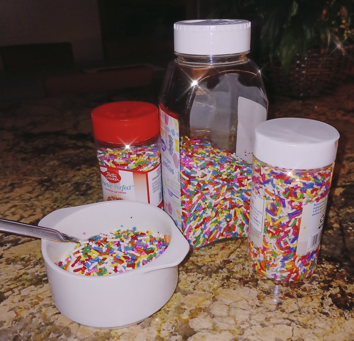 JannaeAngelina's tweet image. Having a midnight snack.... wondering when I'll find my soulmate 🥲 #midnightsnack #soulmatesearch #sprinkles #icecream #universe