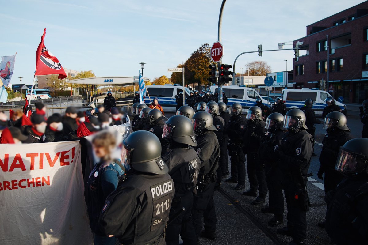 Antifa Kiel tweet media