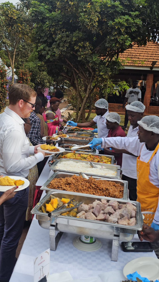 ZimbaliLounge's tweet photo. Transform your event into a culinary masterpiece with Zimbali Lounge’s outside catering!✨
#ZimbaliLounge #OutsideCatering #ExceptionalEvents #GourmetExperience #TailoredToYou #MemoriesInEveryBite #UnmatchedService #ElevateEveryOccasion #SavourTheMoment https://t.co/Qhvu4LkOCd