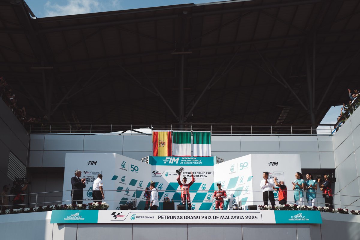 Sepang Sunday - Parc ferme &amp; Podium 🔥🥵 #MotoGP