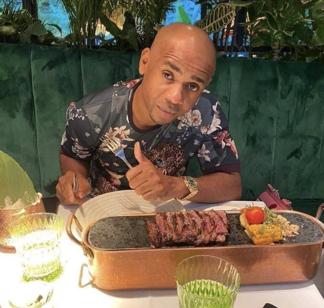 AfricaFactsZone's tweet image. Baltasar Engonga is being detained in prison over a case concerning embezzlement of funds.

He will also be charged with an offence against public health if he is found to have an STD.

Equatorial Guinea's Attorney General, Nzang Nguema assured state television, TVGE.