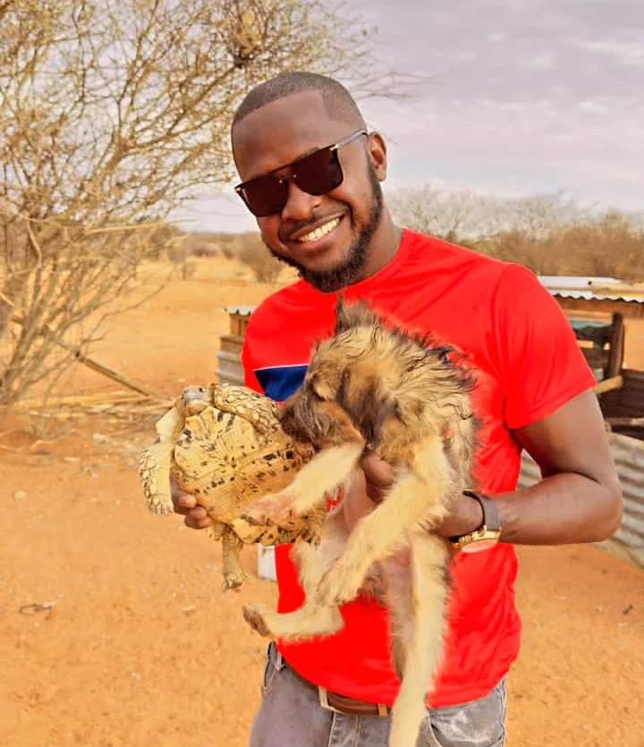 Protecting the wildlife 😎