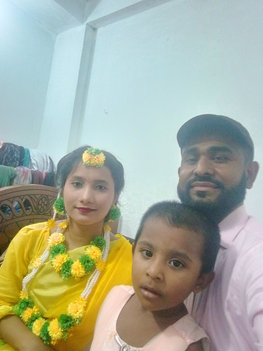 আমার শালি আমি এবং আমার ছোট মেয়ে