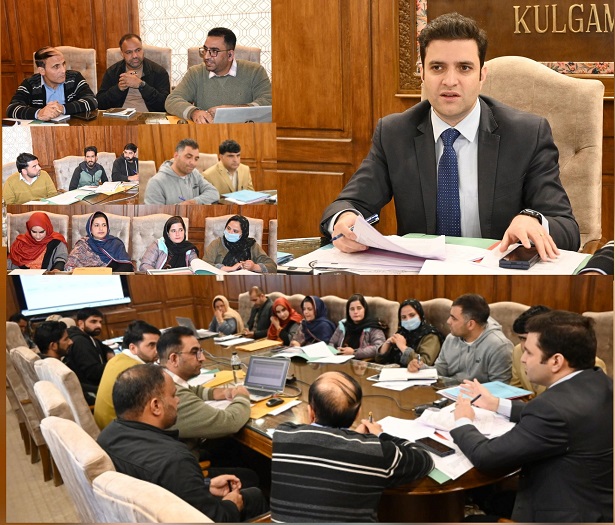 jkchanneltv's tweet image. Ensure #coverage of all eligible #beneficiaries under #ICDPS: #DCKulgam

@DioKulgam
@AtharAamirKhan
@DcKulgam