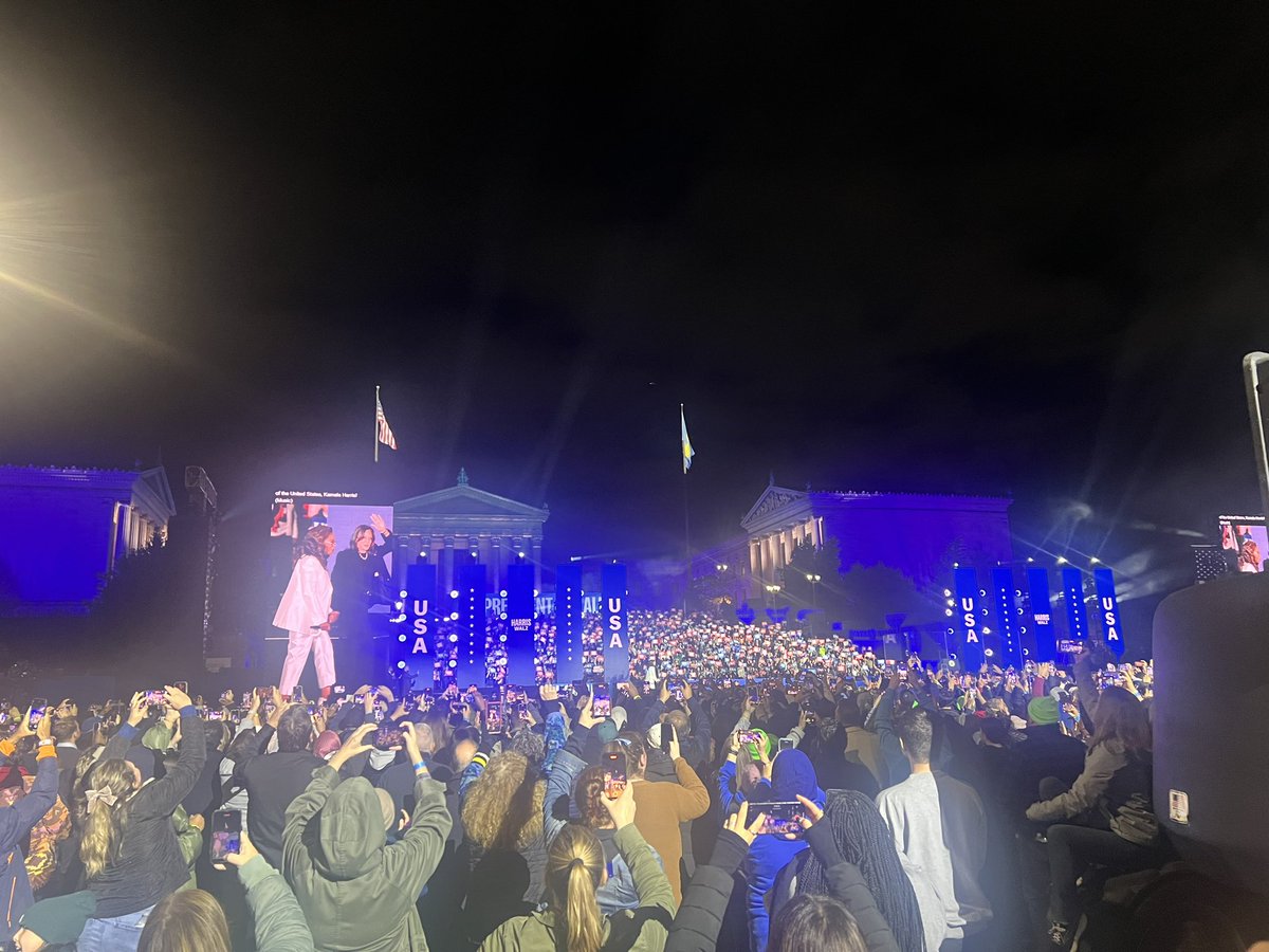 Kamala Harris walks onstage for her last campaign rally of 2024.

It’s at the same spot where I covered Joe Biden’s first rally back in 2019, Eakins Oval in Philadelphia. 

That was one of my first times covering a national event. So much has happened since!