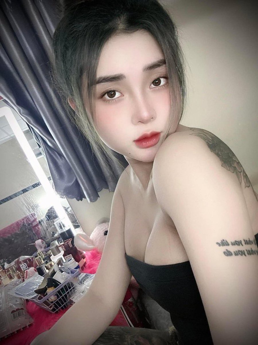 alvarez_duan's tweet photo. Bé thèm được đụ ạ a nào có nhu cầu k ạ https://t.co/JhaidGATFa