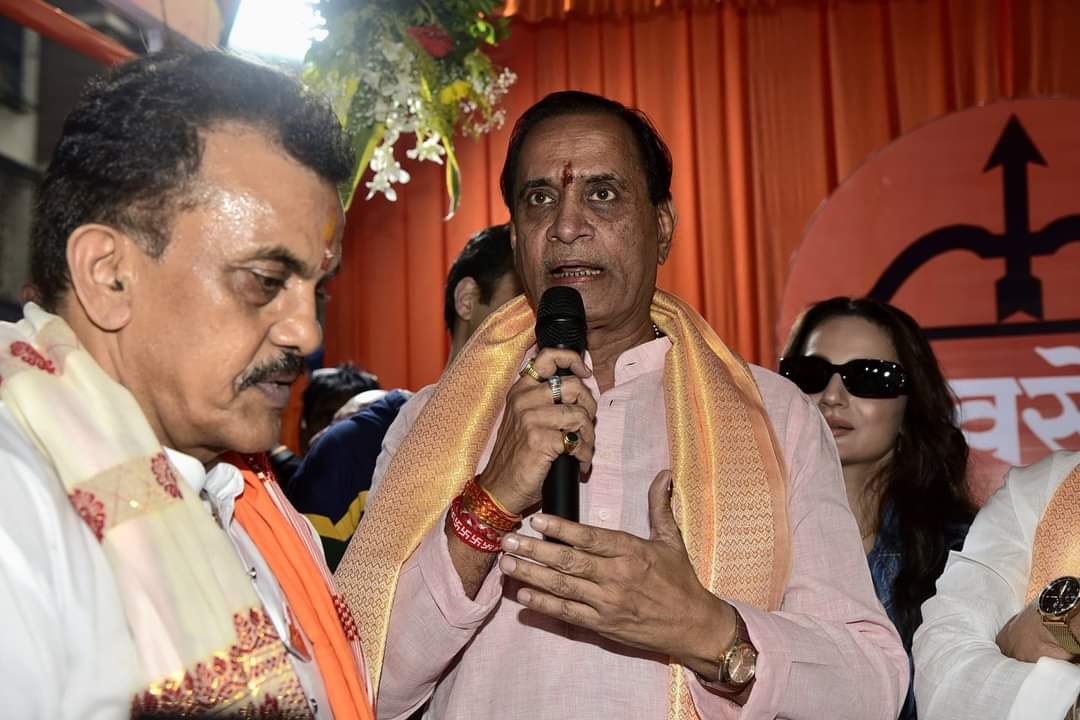 sanjaynirupam's tweet image. मुख्य चुनाव कार्यालय के उद्घाटन के क्षण।
#Dindoshi
#MaharashtraAssemblyElections2024