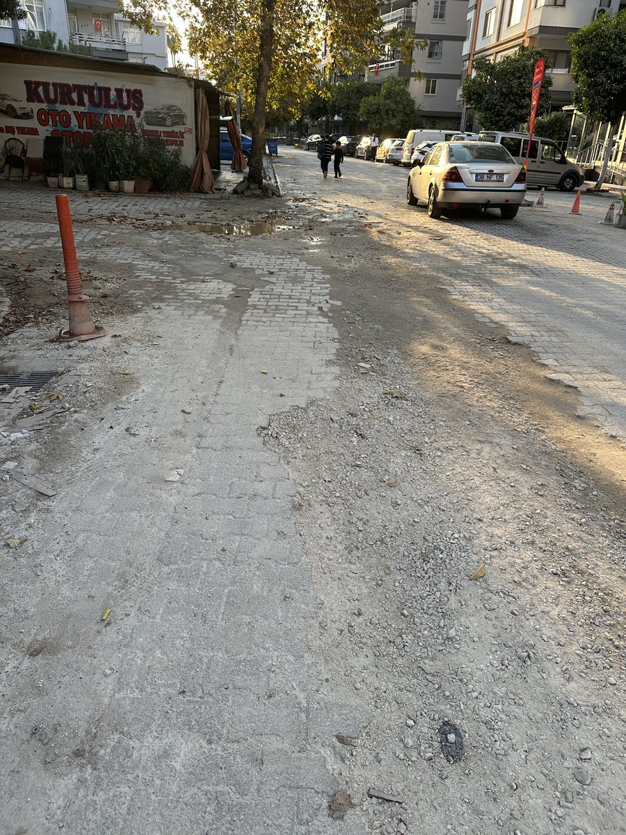 avtaskirici's tweet photo. Sokağımız 20 gündür bu halde, en kısa zamanda gerekli çalışmaların yapılmasını talep etmekteyiz. @Adana_Bld 
@SeyhanBelediye

Adres: Kurtuluş Mahallesi, 64014 ve 64016 sokak https://t.co/zTZMZKF5Mb