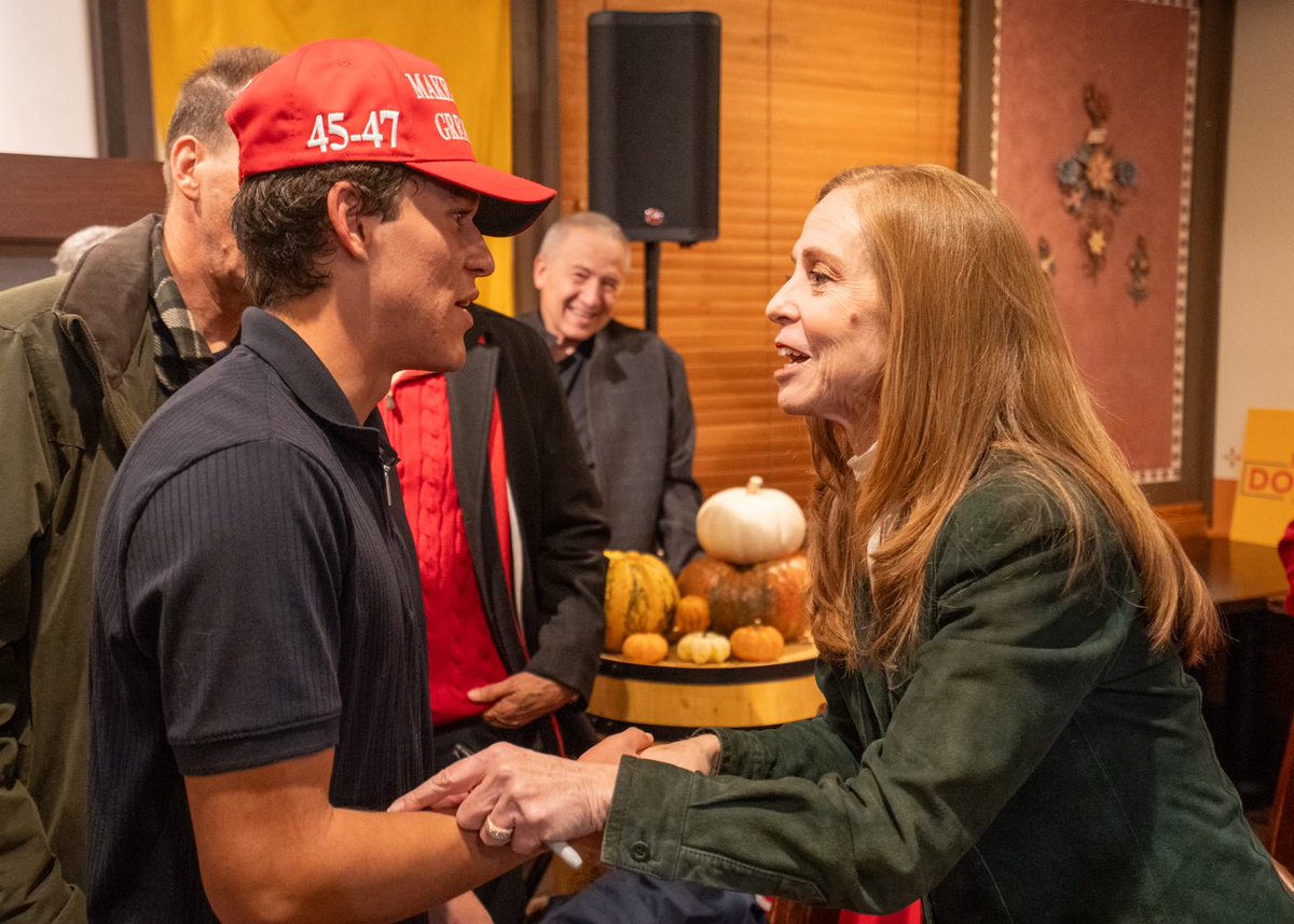 ALBUQUERQUE 🔥🔥 THANK YOU!!! We have built a MOVEMENT and it’s time to bring it home tomorrow! Get ready for change and to #GOVOTE! 🇺🇸🗳️