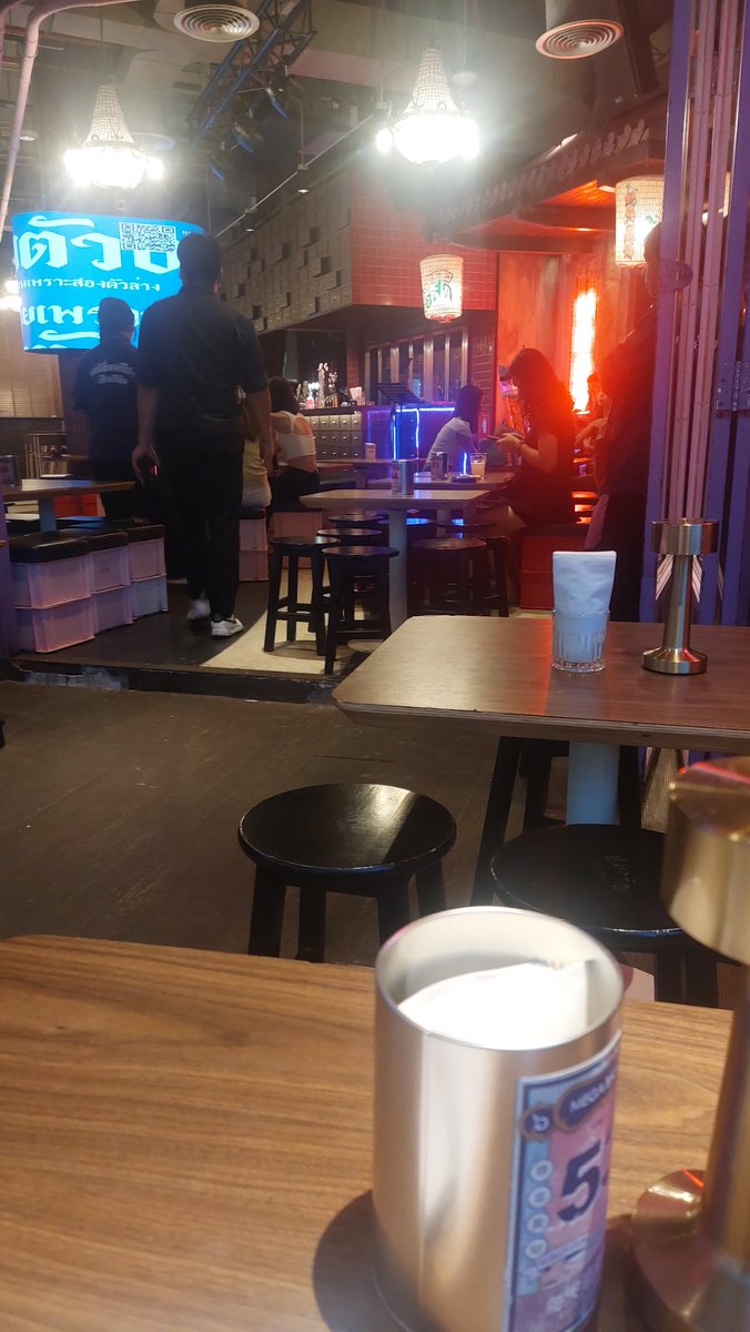 UFirst_ok's tweet image. #รับจองโต๊ะชงเจริญ เซ็นทรัลเวิร์ล เย็นนี้ เก๋ๆ ⚡️ ชงเจริญ  เซ็นทรัลเวิร์ล รับจอง 🔥 โต๊ะแบบ 🔥 แบบโต๊ะริม แบบโต๊ะคนหล่อ 🔥 โต๊ะคนสวย 🔥 
หนู สนใจ ทัก ไลน: 0962826735
#ชงเจรืญเซ็นทรัลเวิร์ล
#ชงเจริญ CTW
#รับจองโต๊ะ
#รับจองคิว
#รับจองโต๊ะชงเจริญ