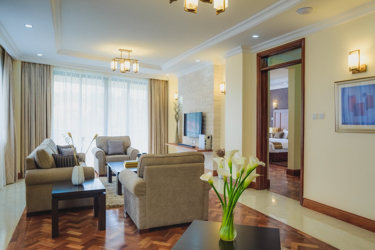 GemSuites's tweet image. Our luxury serviced apartments offer the perfect blend of comfort and style for your family or solo holiday retreat. Treat yourself to a wellness session at Infinity Spa or enjoy holiday flavors at Argenti Restaurant. For bookings: 0715 162 432 or reservations@gemsuites.com