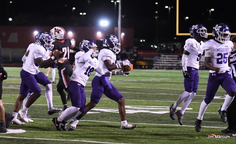 SENIOR SZN HIGHLIGHTS
DB/LB
-VERY PHYSICAL
<a href="/CoachKRJones/">Coach Jones</a> <a href="/Tkinnel_2/">Tyree Kinnel</a> #PurpleCollar #MAGIC

hudl.com/v/2Qf3i7