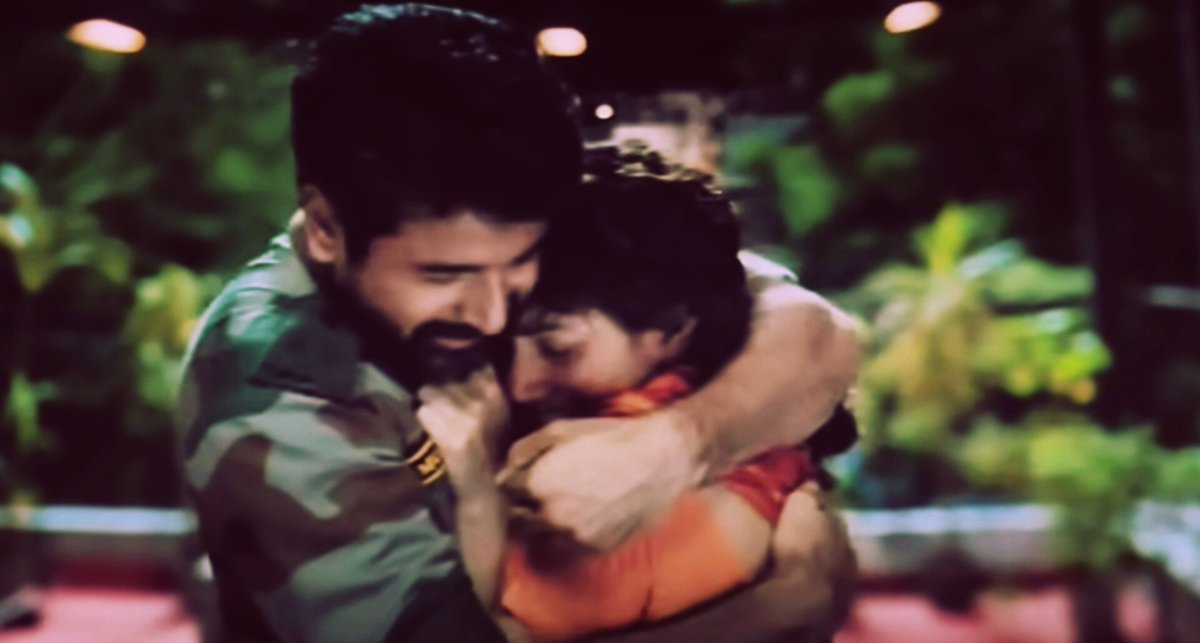 How does one recover from them &amp; the scene 
🫠❤️‍🔥 😭
They melt my heart 

#Amaran