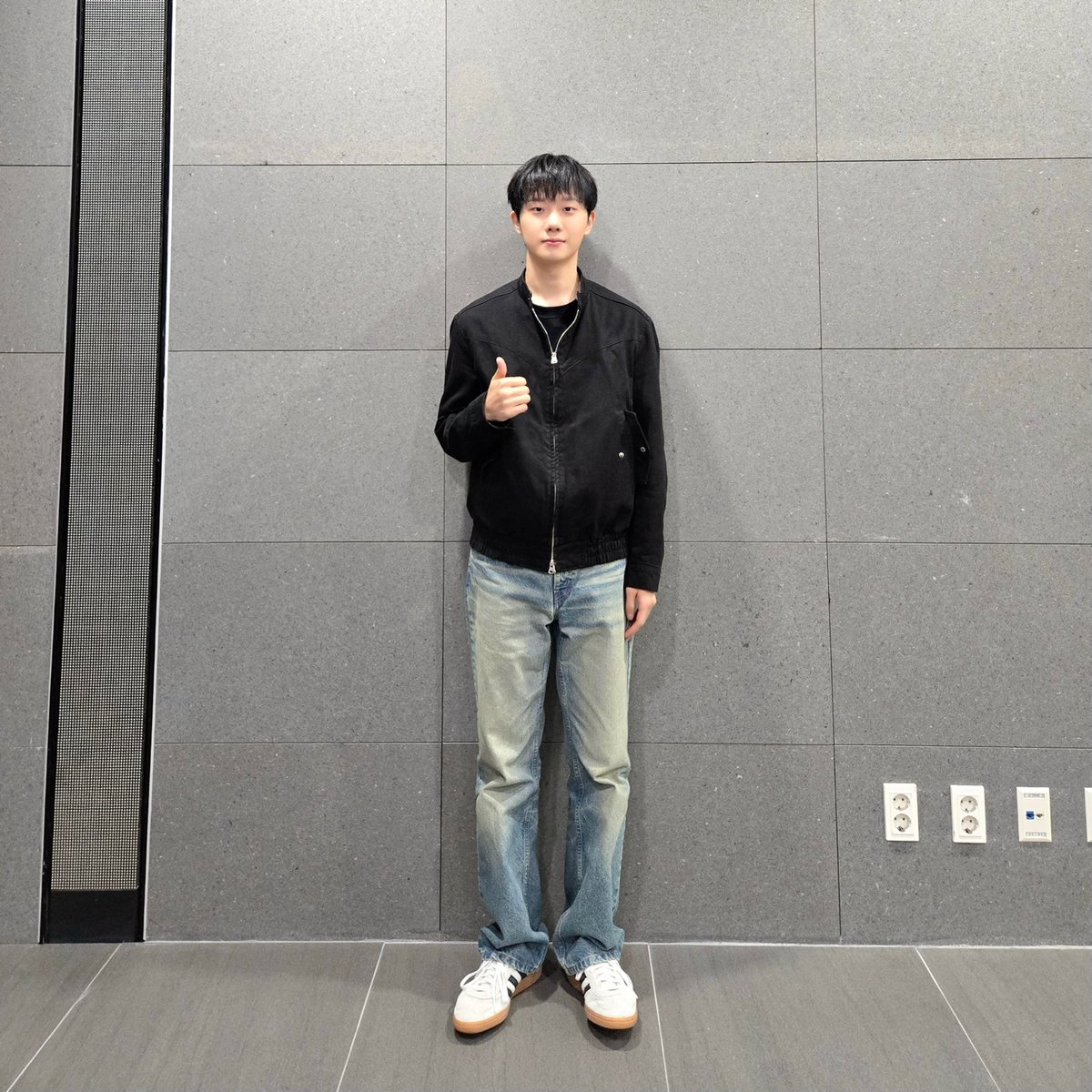 hahyunsang_twt's tweet photo. 2024.11.05 MBC FM4U <두시의 데이트 안영미입니다>

#하현상 #Hahyunsang #Elegy #향기 #Scent https://t.co/ddqWuBDsF4