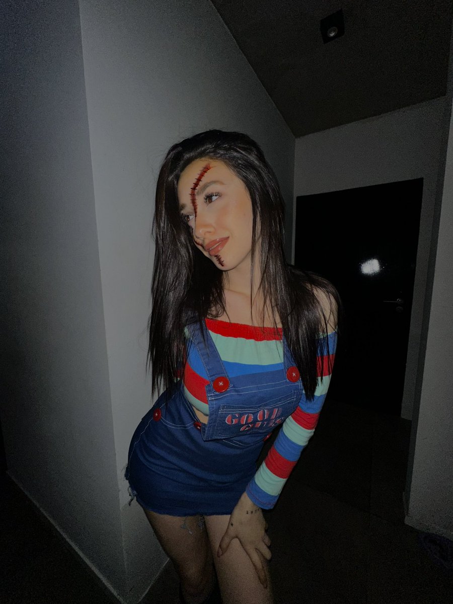 SofiBavasso's tweet photo. ni idea, yo solo pose🩸🔪 https://t.co/g1inzlr1xt