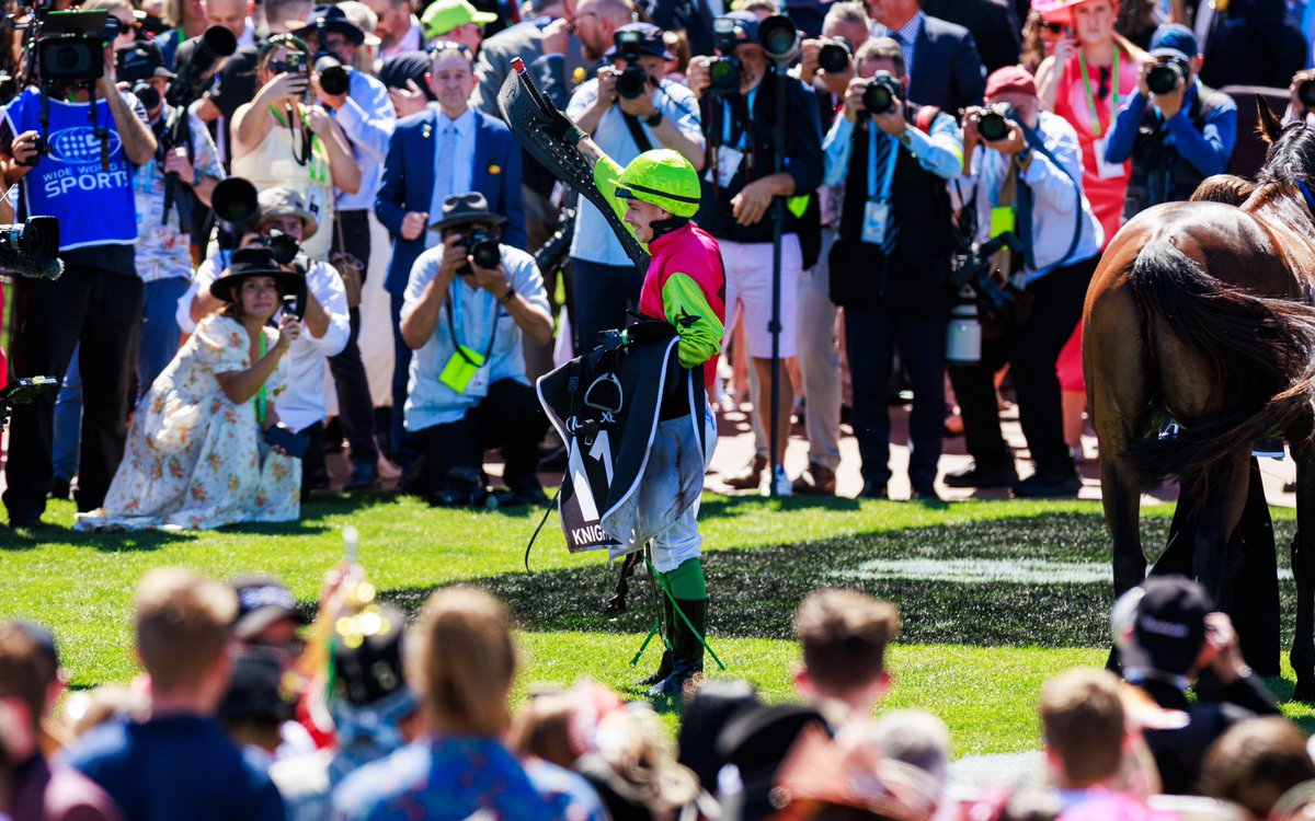 FlemingtonVRC's tweet photo. Scenes 👀

@Lexus #melbournecup https://t.co/xcuKY1qoVk