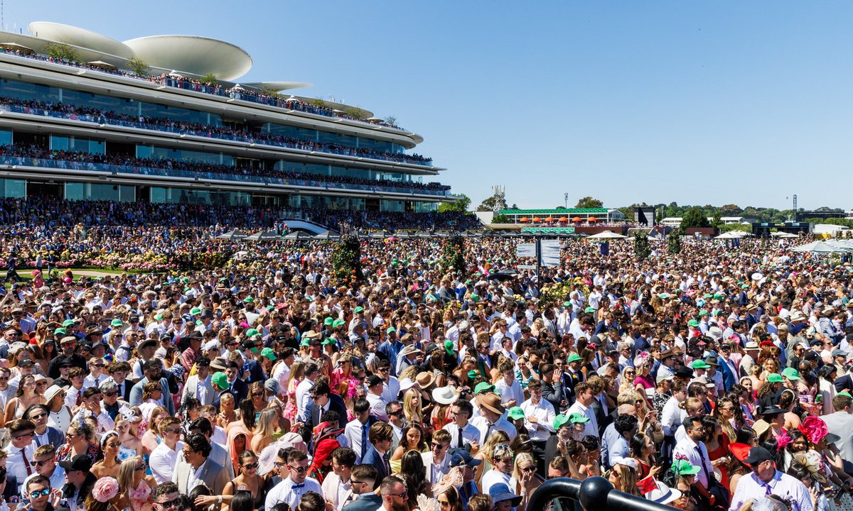 FlemingtonVRC's tweet photo. Scenes 👀

@Lexus #melbournecup https://t.co/xcuKY1qoVk
