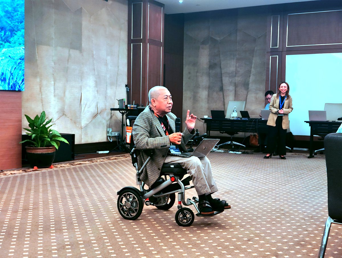 CGIARnutrition's tweet photo. ✨ Day 2 of the @CGIAR Joint Initiatives and Platform Workshop in Penang, Malaysia!

Stay tuned for more updates and insights! 

@WorldFishCenter @irri @IWMI_ @IFPRI @BiovIntCIAT_eng https://t.co/731I0rZ8UX