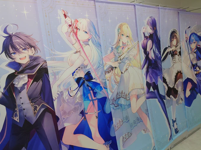 ゲーマーズAKIHABARA本店様で開催されているせまつかのポップアップストアに行ってきました! 素敵な展示! 11月10日までなのでぜひ!! #聖剣学院の魔剣使い #せまつか