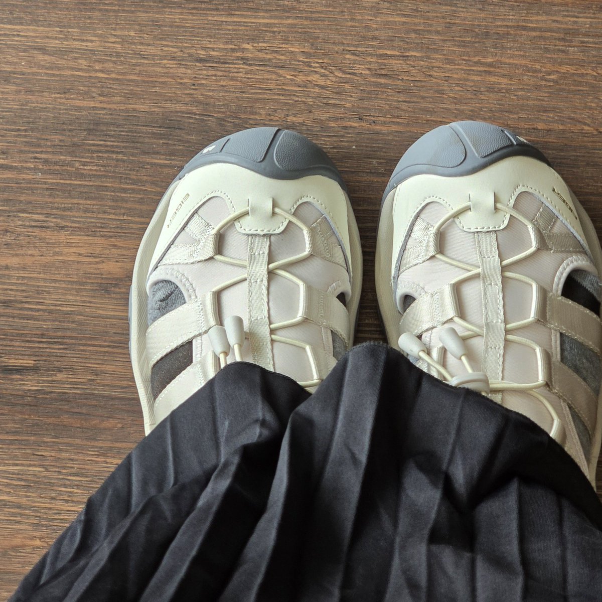 kih_yun's tweet photo. Seminggu beli sepatu sandal 2x🙂🫶

Eiger Lacerta
Hijack x Ayla Dimitri - Twyla Meadow https://t.co/9MqV9mFf6K