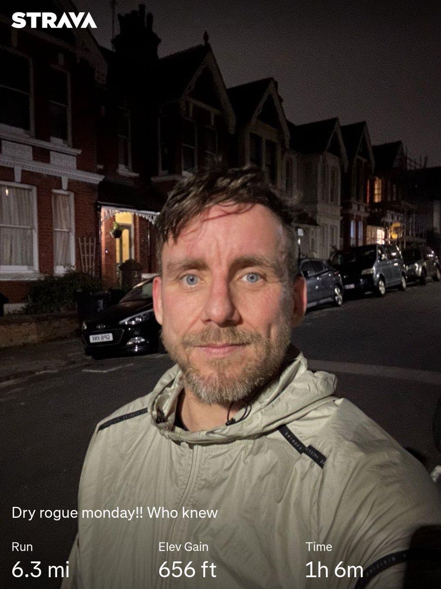 Nice hilly run to start the week 🤩 hope you’re all well runners and getting out there more than me 😅 ⁦<a href="/TheJogShop1/">The Jog Shop</a>⁩ ⁦<a href="/balega/">Balega International</a>⁩ ⁦<a href="/UKRunChat/">UKRunChat</a>⁩ ⁦⁦<a href="/BrightonMarathn/">Brighton Marathon Weekend</a>⁩