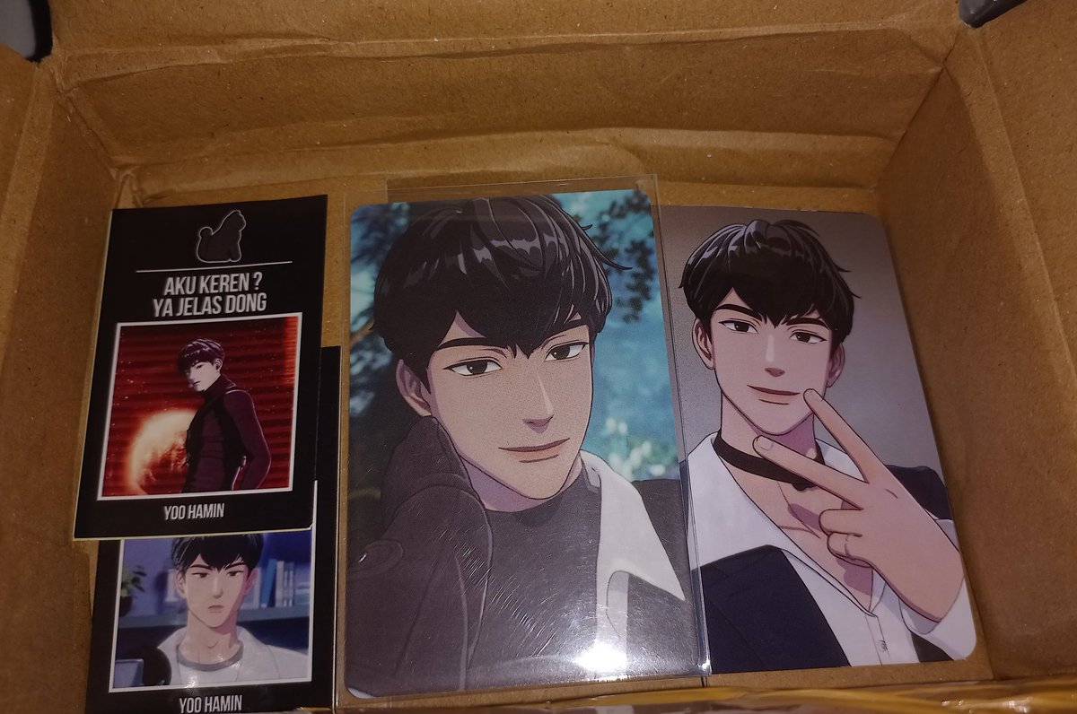 rfyrqyf's tweet photo. Aaaa, giveawaynya udah datangg, terimakasih kakk🫶 pas banget lohh Hamin ultah, senang bangett🖤🖤 https://t.co/2olSWGukcm