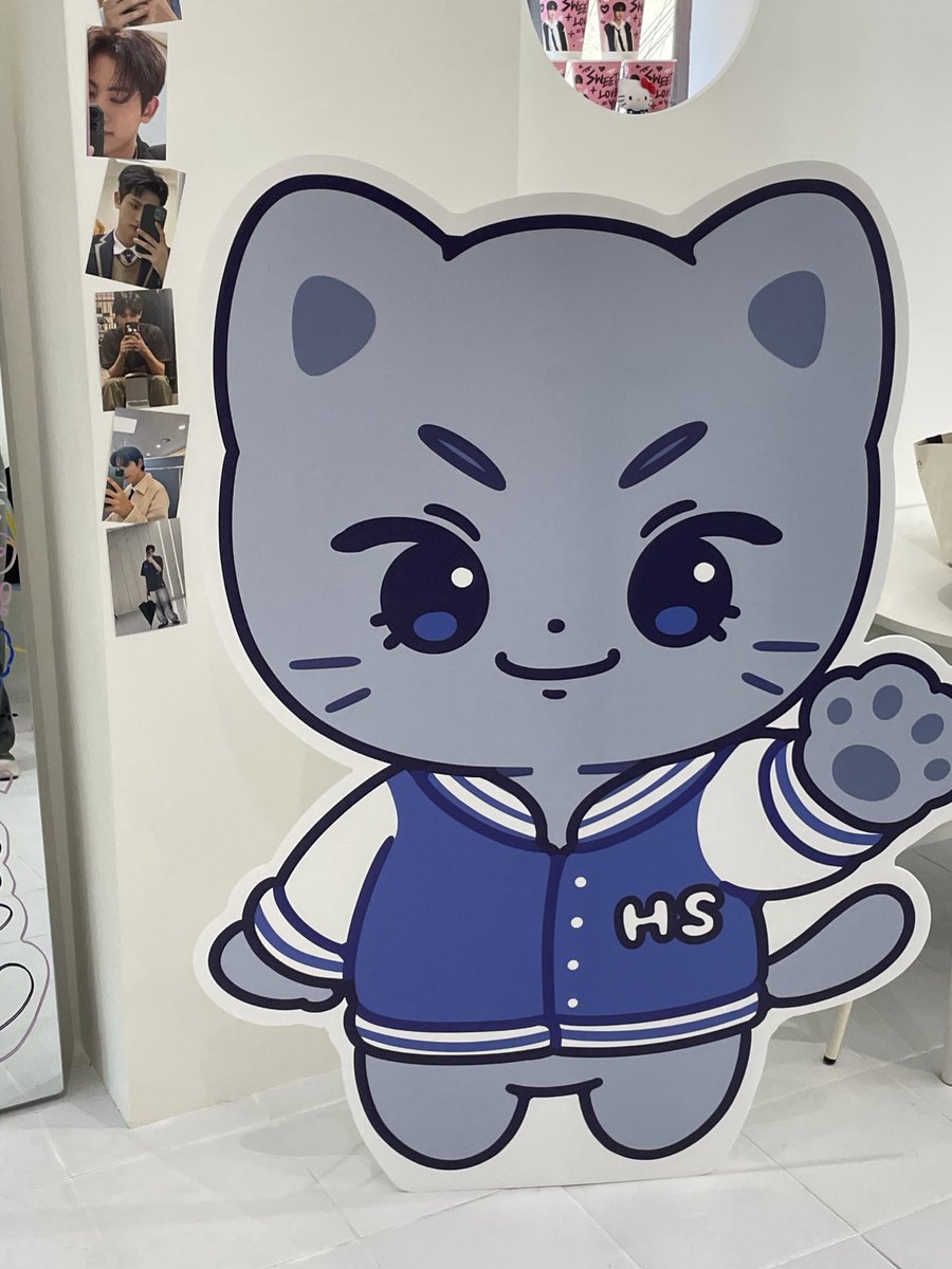 형서기 생일을 츄카합니댜 🤓🩷🐱
왕형석이가 너무 기여워!!!!!!!!!!!

 #SWEET_LOVE_YOU