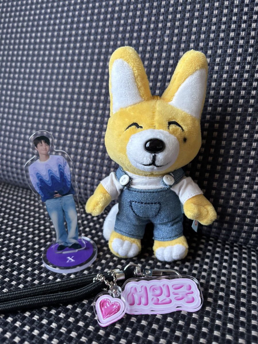 guk_1023aaa's tweet photo. 準備して会場向かいまーす🦊”
ドキドキ♡
待ちに待ったこの日
どんなイングクさんに逢えるのかな〜

#神戸国際会館
#ソイングク
#SEOINGUK💜 https://t.co/Rjucmk8xA8