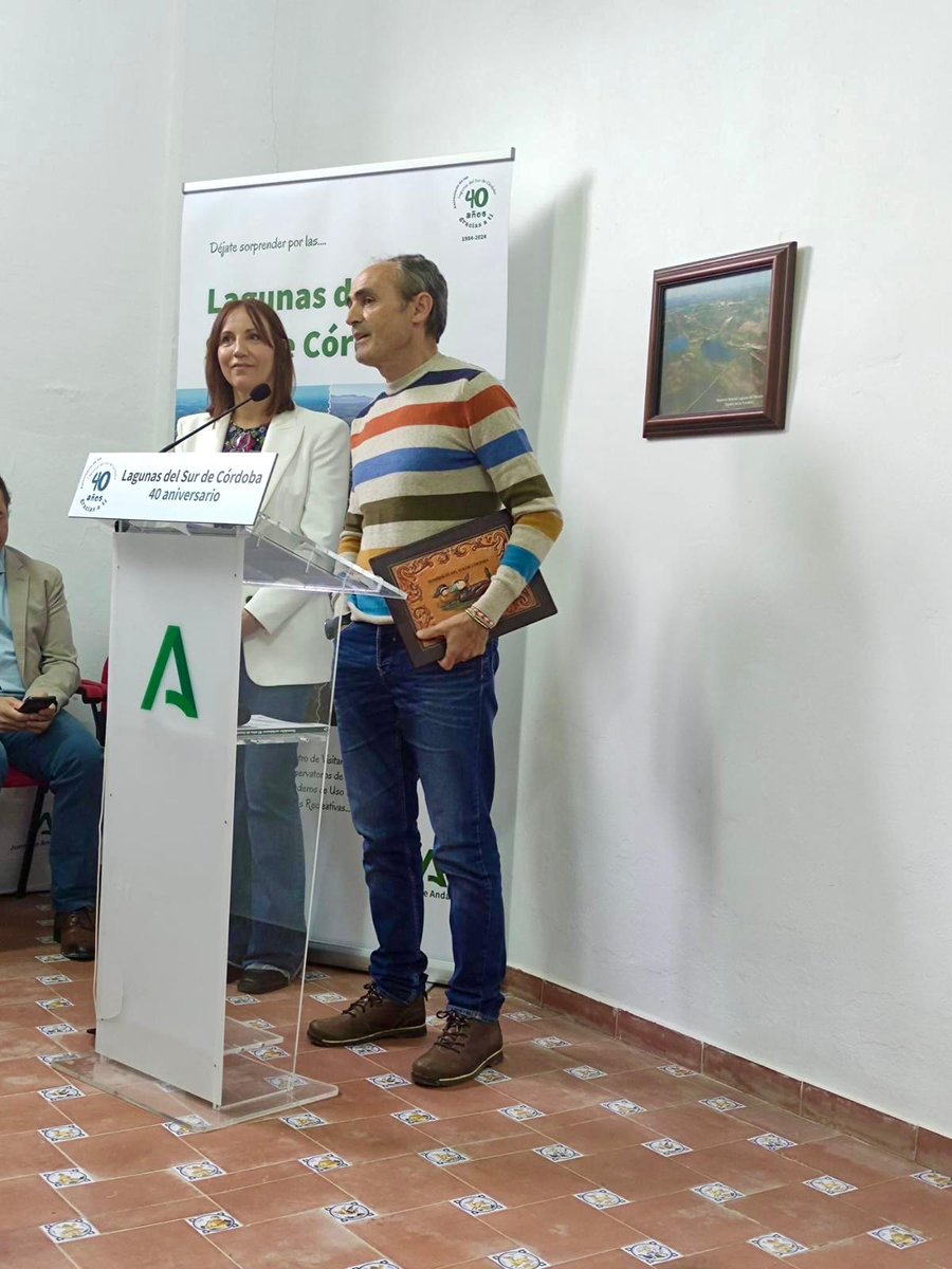 🌿🏆 ¡Enhorabuena a nuestro Maestro Fernando! 🏆🌿

Nos complace anunciar que nuestro querido maestro Fernando ha sido galardonado con un premio por su destacada colaboración con el medioambiente. 🌍✨