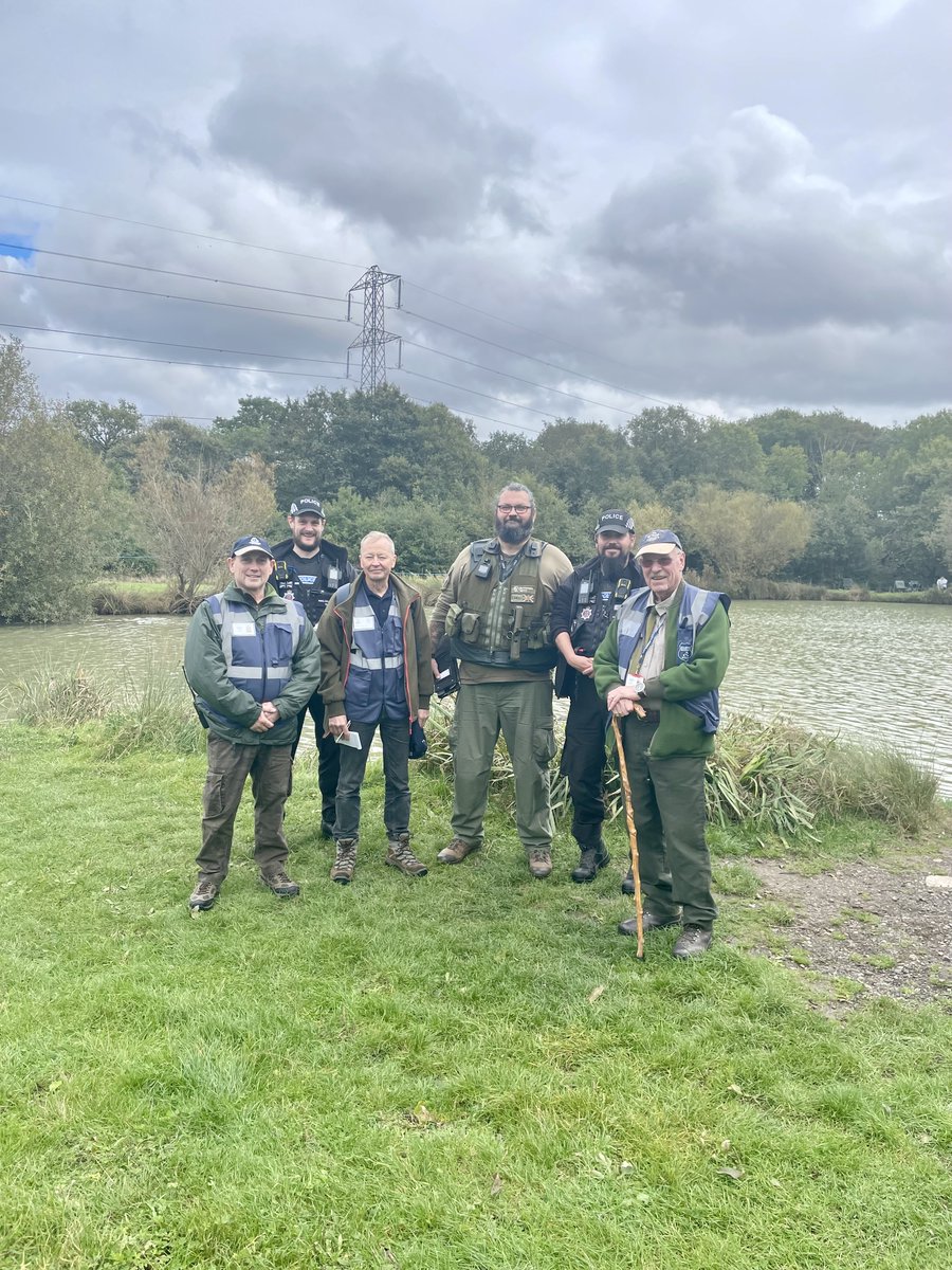 EnvAgencyAnglia (@envagencyanglia) on Twitter photo Our Fisheries Enforcement Officers carried out joint patrols with <a href="/EssexPoliceUK/">Essex Police</a> rural team and <a href="/AnglingTrust/">Angling Trust</a> VBS in Essex earlier this month at different fisheries.
A total of 75 checks were done and 7 anglers were found to be fishing without a rod licence at one venue. Our Fisheries Enforcement Officers carried out joint patrols with <a href="/EssexPoliceUK/">Essex Police</a> rural team and <a href="/AnglingTrust/">Angling Trust</a> VBS in Essex earlier this month at different fisheries.
A total of 75 checks were done and 7 anglers were found to be fishing without a rod licence at one venue.