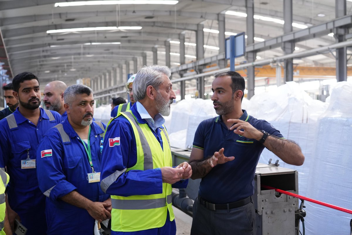 Commitment to Safety: Enhancing Workplace Health

OCI was pleased to welcome the PDO team today as they introduced their 'Diploma in Occupational Medicine' program.

This initiative is designed to equip medical professionals with specialized knowledge to enhance workplace health