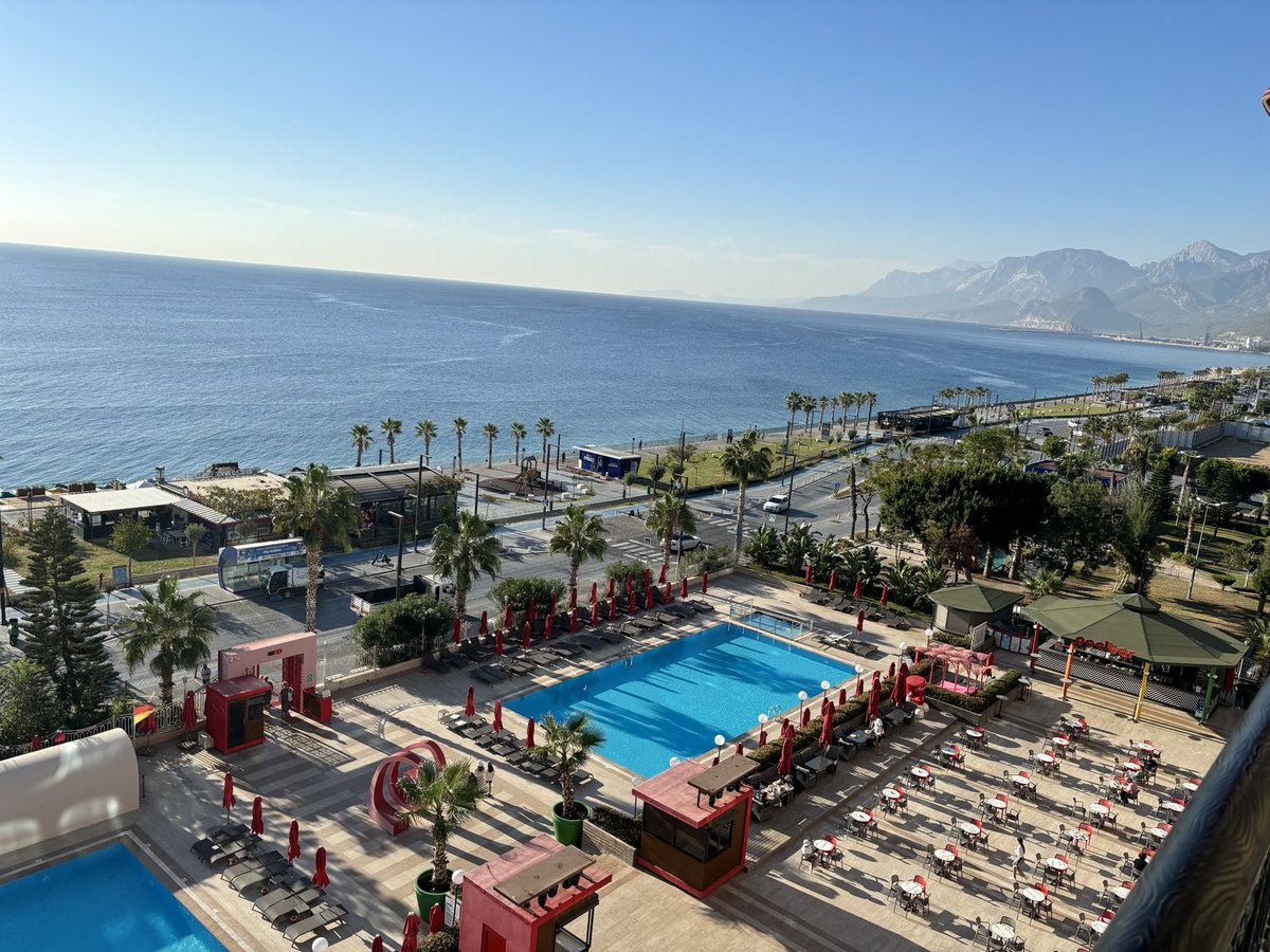 jrichardson_j's tweet image. Happy half term 😎🇹🇷#TwoWeekHalfTerm