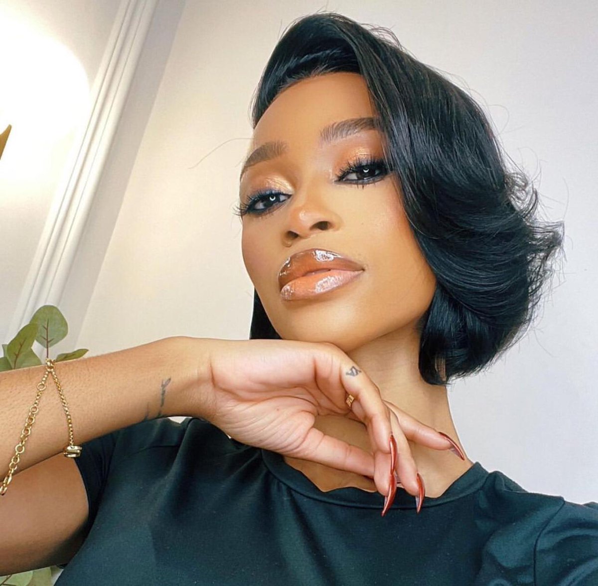 Motoholo's tweet image. In life... we Kondelela 😭🙌🙏❤

Thabsie #SAMEPLACE