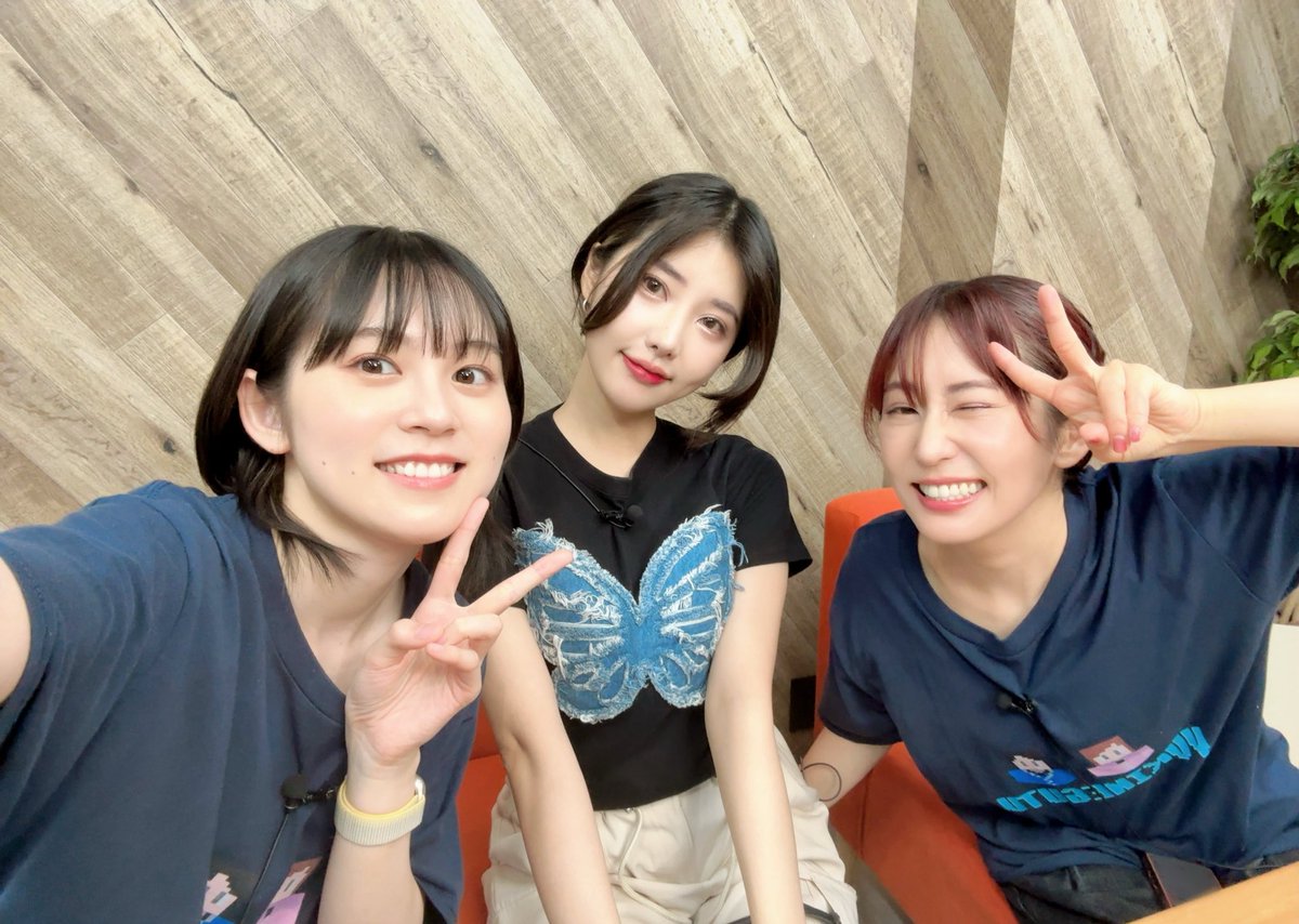 Yuki_Nakashim's tweet image. 12/28 中島由貴ファンイベント2024 winter

ゲストは櫻川めぐさん、志崎樺音さんです♡
チケットの抽選申し込みがスタートしています！
→ eplus.jp/sf/detail/3349…

年末をめぐちぃとかのんちゃんと過ごせるの嬉しいな☺️
賑やかなイベントになりそう！！！
お申し込みお待ちしております🌟
#ゆきすと