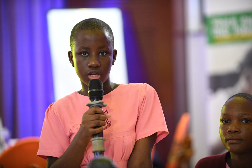 kyobesarah's tweet photo. @Mglsd_UG @BettyAmongiMP @savechildrenug @AfriChildCentre @UNICEFUganda @ChildFund @EPRC_official @Jadwong @david_serumaga @akenatoday @CNtabadde @UNICEFAfrica @vomuhabura @radiobuddu98 @VoiceofToro @CharlesMwangala @PaschalGroom The children emphasize the significance of their opinions in the National coalition to End Child Poverty.
#EndChildPoverty #InvestInUGchildren
#ForEveryChild
@UNICEFUganda
@Mglsd_UG @EPRC_official @ChildFund @savechildrenug @SwedeninUG @StatisticsUg https://t.co/67LlsATpfg