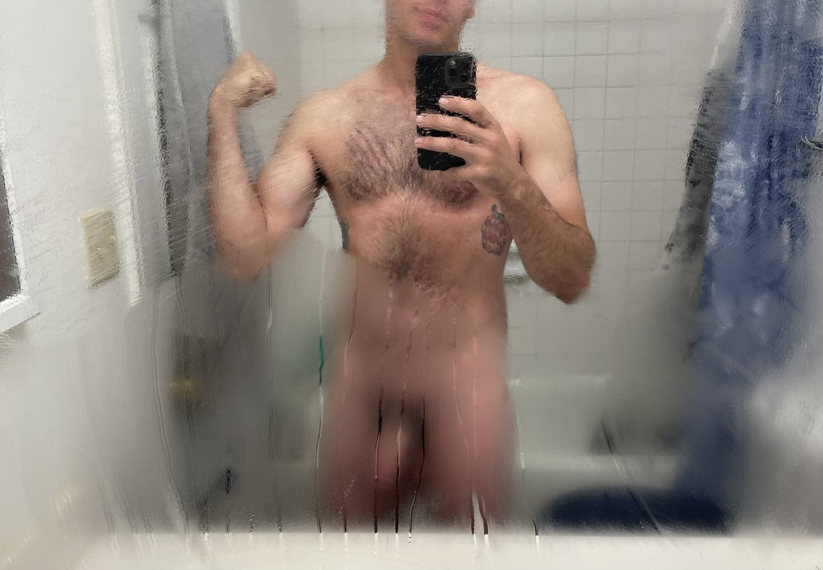 StTris_'s tweet photo. Steamy 🔥 #nsfw https://t.co/l78HDbYsld
