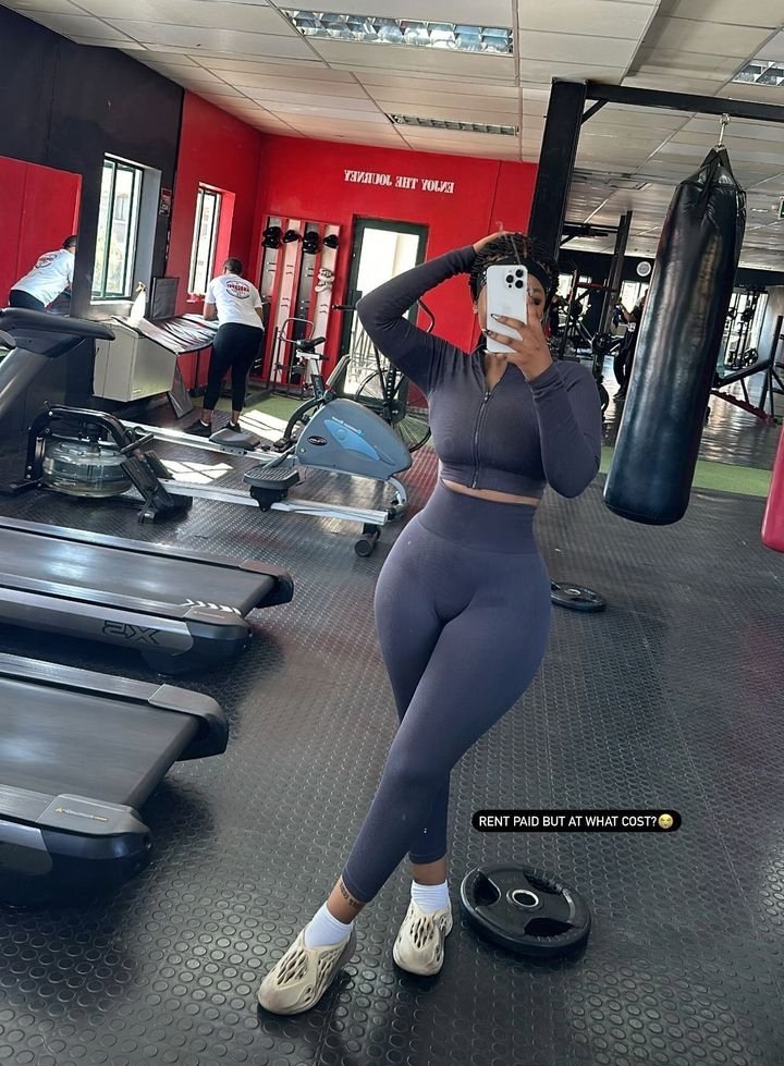 laviolar67's tweet image. #SAMEPLACE everyday