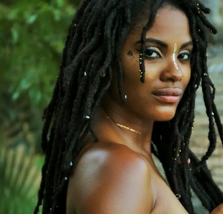 You were brainwashed into thinking European features are the epitome of beauty.  The Black woman is the standard of Beauty!