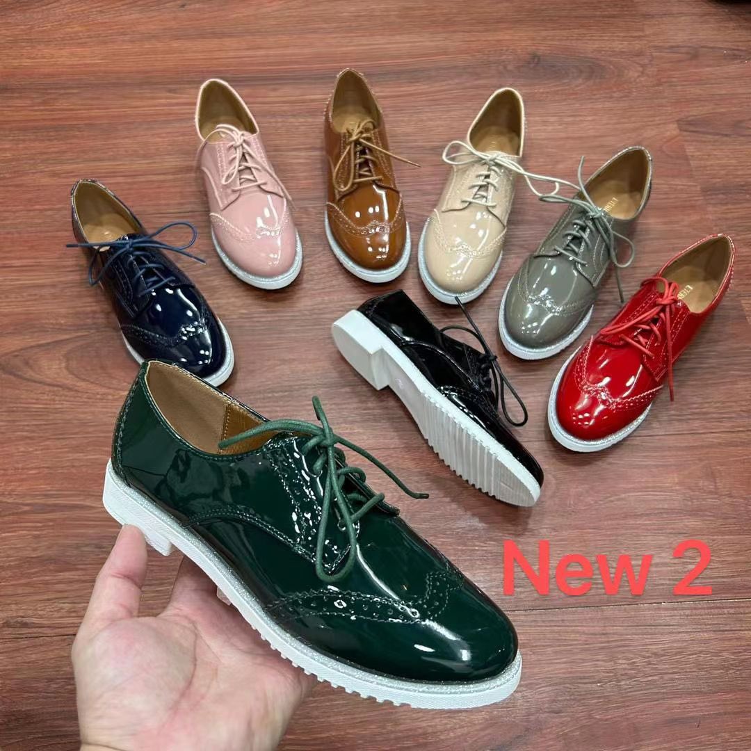 Ladies 

Available Sizes. 37……….42

Price/Bei. 45000/-