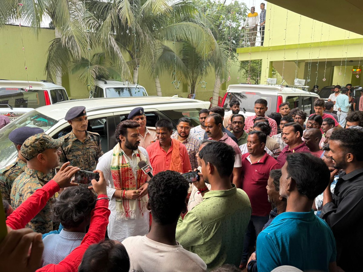 Rajeshverma_LJP's tweet image. जनसंपर्क के दौरान श्री शत्रुघ्न महतो जी के पक्ष में अभूतपूर्व जनसमर्थन मिला और बाघमरा से एनडीए प्रत्याशी की जीत सुनिश्चित है।
#JharkhandElection #JharkhandAssemblyElections2024 #JharkhandElection2024