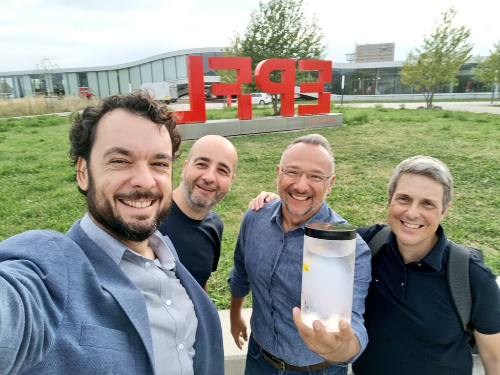 Castellanos Lab tweet media