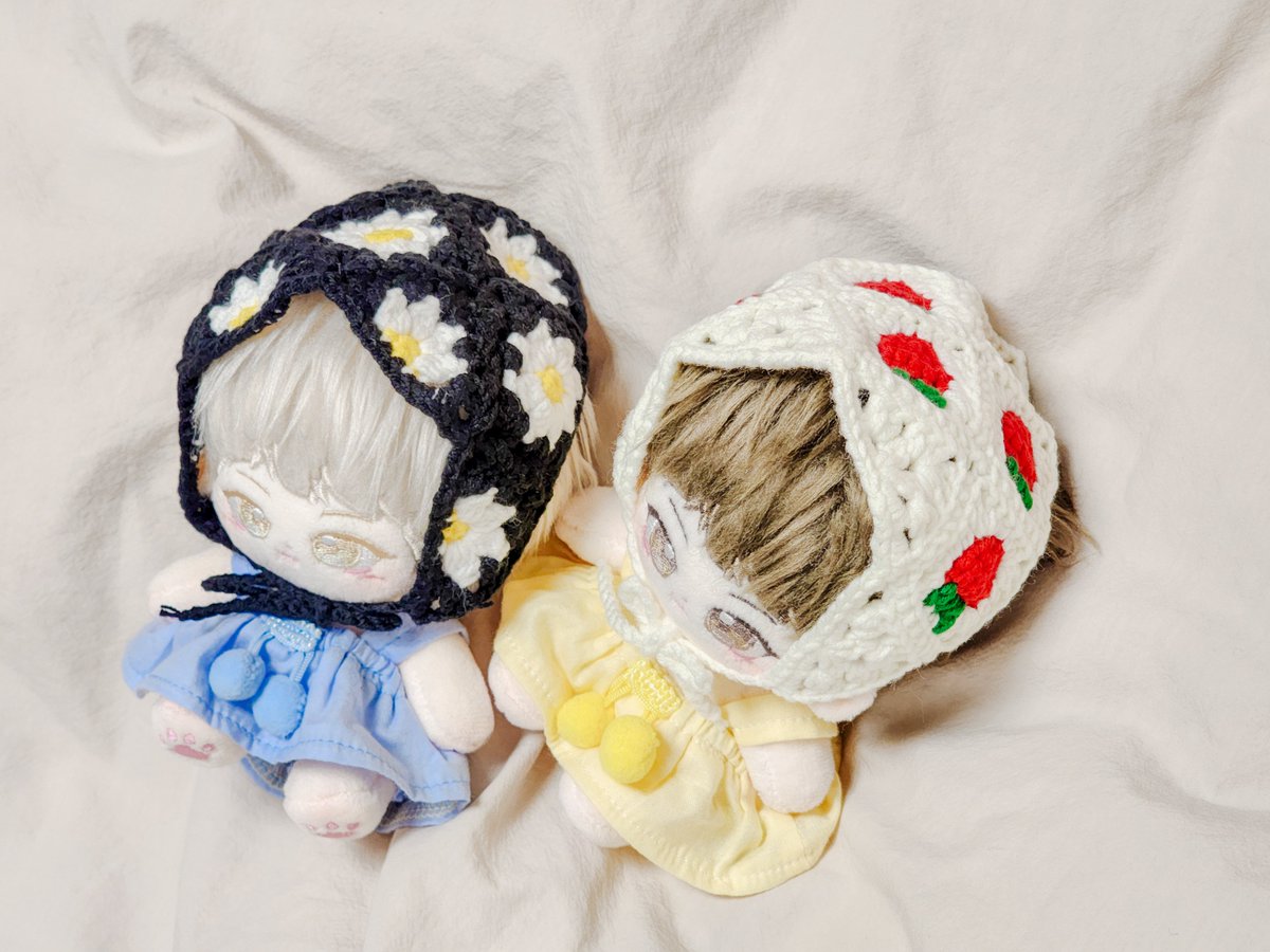 딸기는 원래위시였고 데이지는 샘플이 넘예뻐서
혹해서 샀는데 사길 잘했다.
먕도리 두건 너무 귀엽쟈나 ㅠㅠ

<a href="/gidoriimnida/">먕도리🧶</a>