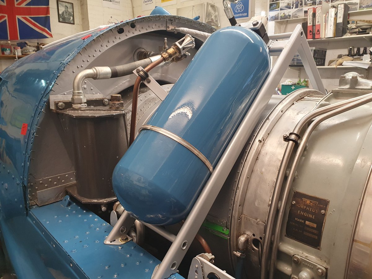 bluebirdk7's tweet image. One of the last jobs to complete. K7&apos;s on board &amp;amp; fully self-contained air start capability. With that in place &amp;amp; working she was largely back to how she was on the morning of 4th Jan 67. 

#enginee