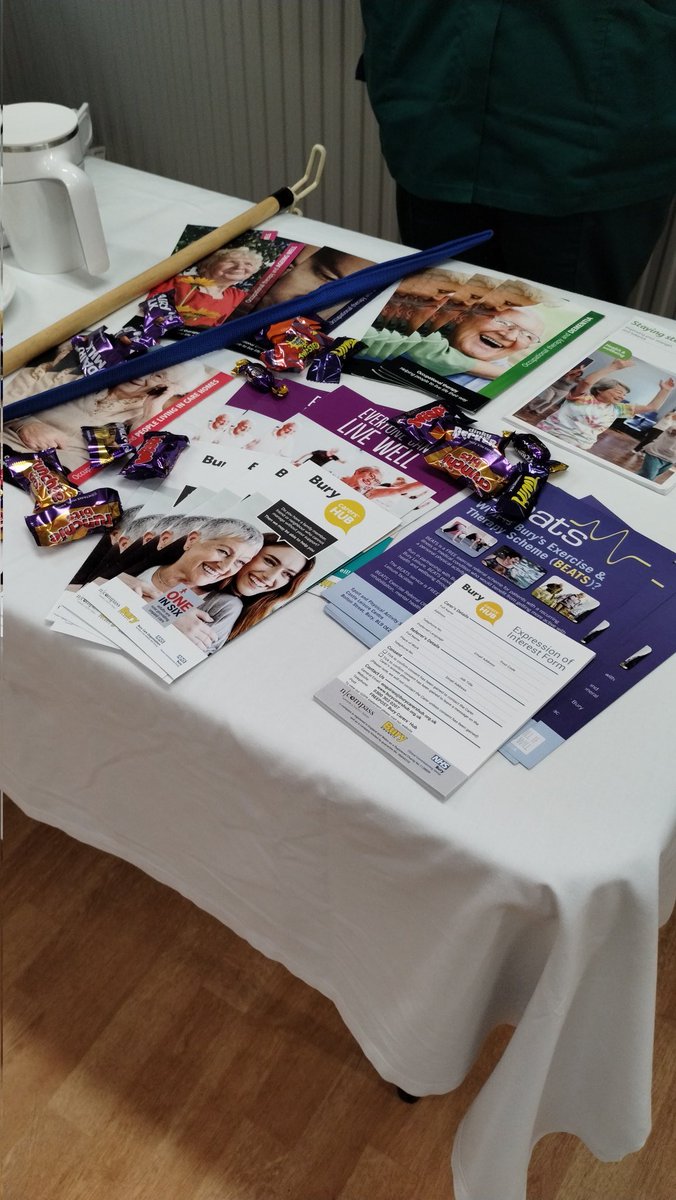ChrisTOT10's tweet photo. Day 2 prompting #OTWeek2024 demonstrating aids and recommending social prescribing @NCAlliance_NHS @Lorr_O @LucyKPhysio @michellemccorm3 @johoward78 https://t.co/4VcylolNEP