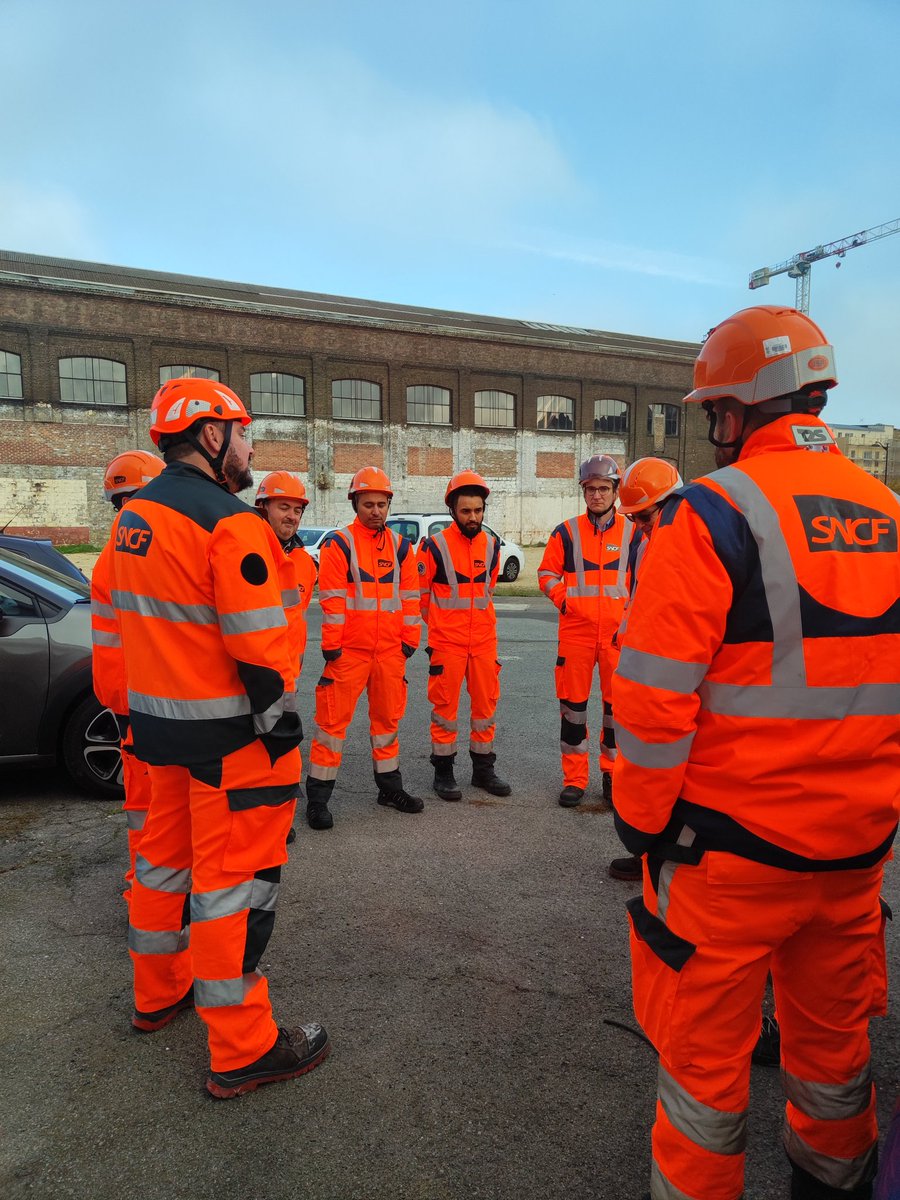 astridanger tweet media