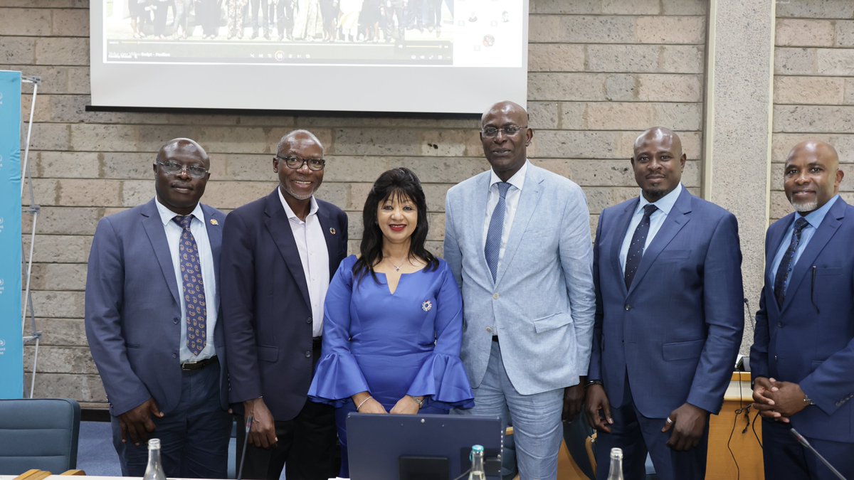 UNEP_Africa's tweet image. Collaborating with UN Regional Coordinators and Country Teams, we aim to tackle the triple planetary crisis. Your support is essential! #AfricaGreenFuture #ForPeopleForPlanet