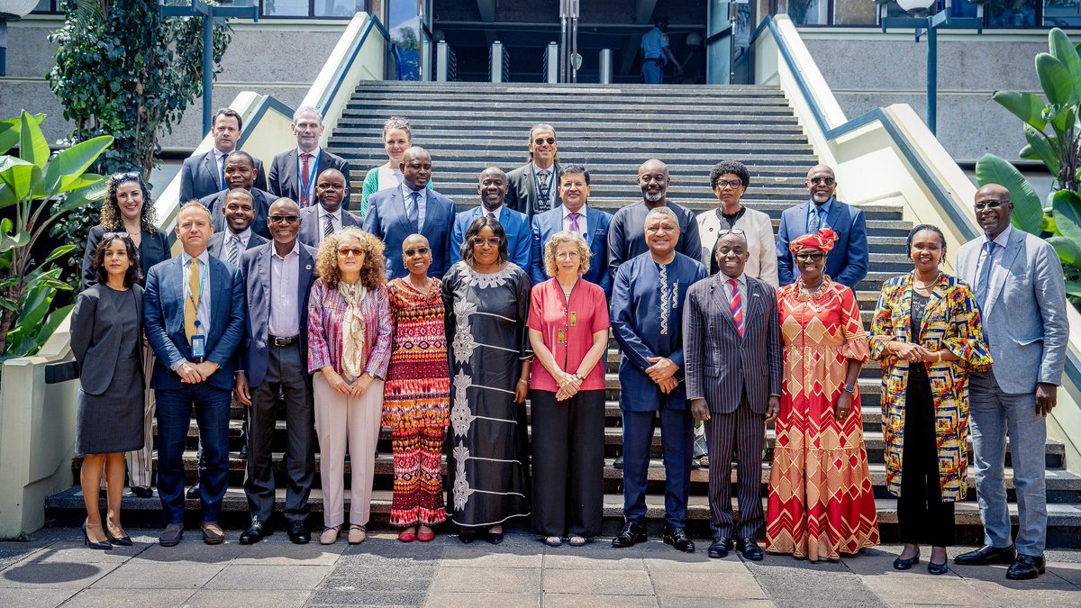 UNEP_Africa's tweet image. Collaborating with UN Regional Coordinators and Country Teams, we aim to tackle the triple planetary crisis. Your support is essential! #AfricaGreenFuture #ForPeopleForPlanet